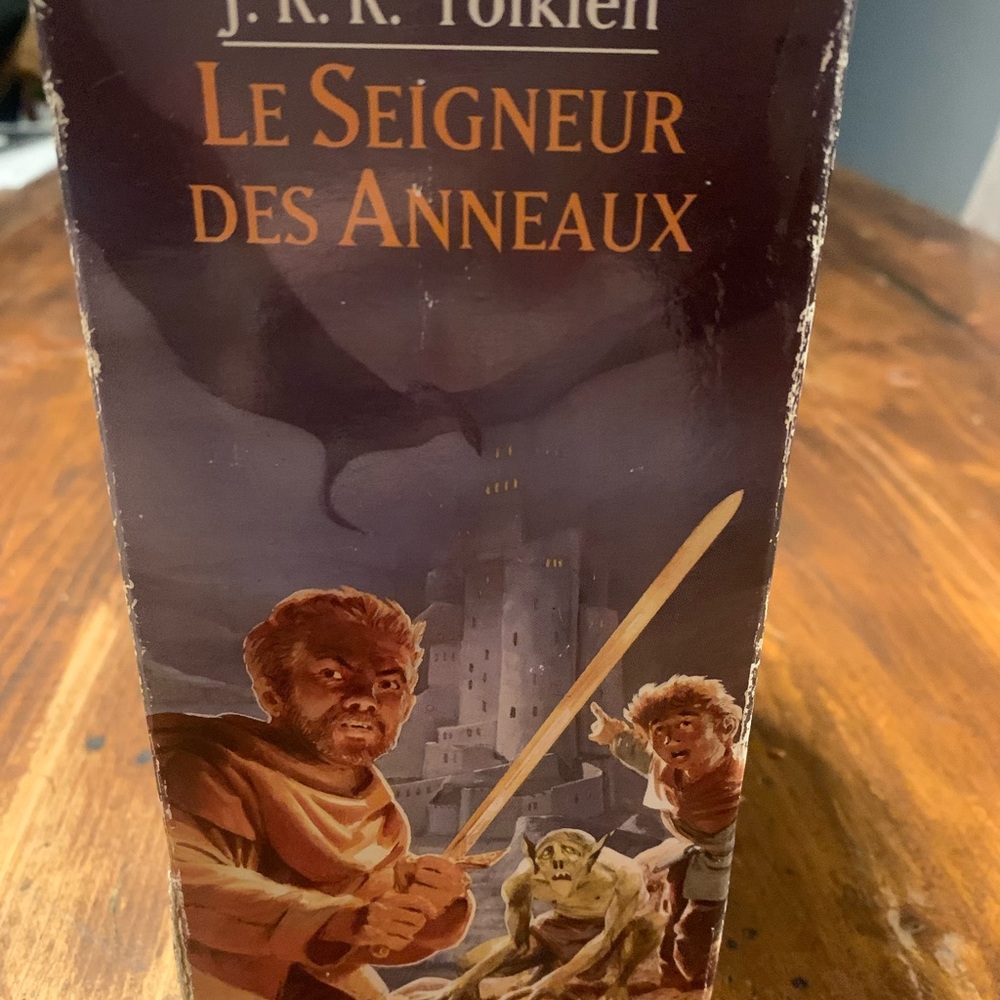 Le Seigneur des Anneaux Book